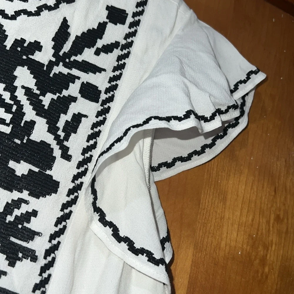 Ann Taylor White Black Embroidered Midi Dress Size MP - Picture 7 of 10